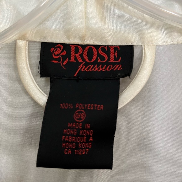 Dress - Picture 4 of 4